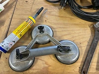 Elektrisch gereedschap, zaagmachine, acculader en diverse handgereedschappen w.o. makita, stanley, ferm - afbeelding 12 van  13