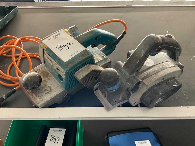 Elektrisch handgereedschap (2x) - afbeelding 1 van  3