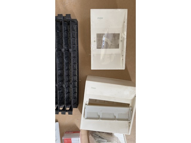 Elektrisch installatie materiaal, hager, siemens, abb, kgt 500 profiline - afbeelding 14 van  18