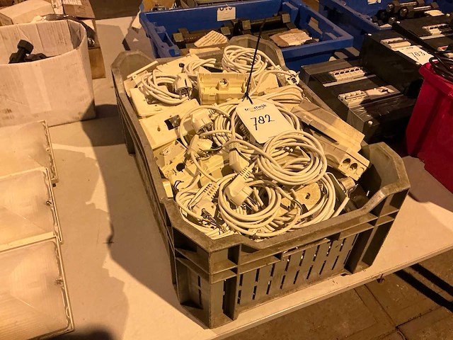 Elektrisch installatiemateriaal - afbeelding 1 van  3