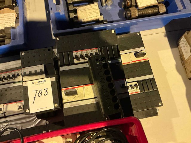 Elektrisch installatiemateriaal - afbeelding 3 van  4