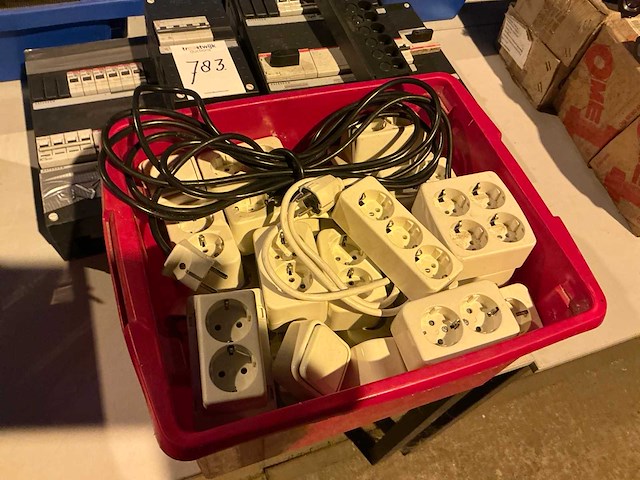 Elektrisch installatiemateriaal - afbeelding 4 van  4