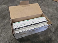 Elektrisch onderdeel (4x) - afbeelding 1 van  4