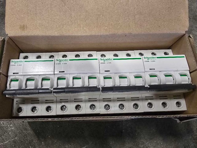 Elektrisch onderdeel (4x) - afbeelding 2 van  4