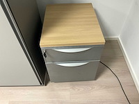 Elektrisch rechtvaardigbaar bureau - afbeelding 4 van  4