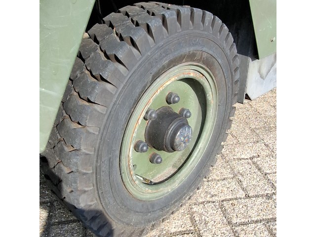 Elektrisch transportvoertuig, spijkstaal, 415, 1995 - afbeelding 25 van  38