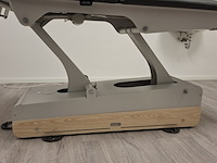 Elektrisch verstelbaar behandeltafel naggura swop, swop5, bouwjaar 2022 - afbeelding 4 van  13