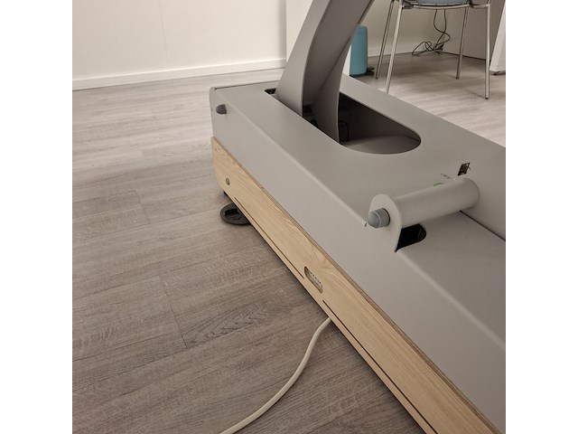 Elektrisch verstelbaar behandeltafel naggura swop, swop5, bouwjaar 2022 - afbeelding 12 van  13