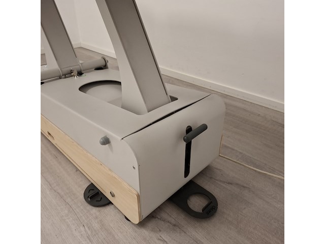 Elektrisch verstelbaar behandeltafel naggura swop, swop5, bouwjaar 2022 - afbeelding 13 van  14