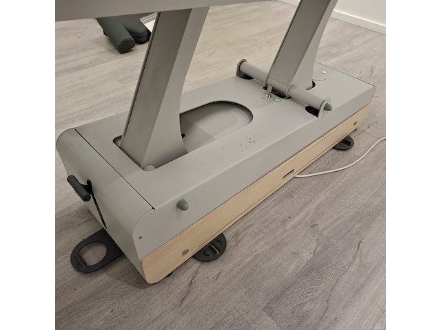 Elektrisch verstelbaar behandeltafel naggura swop, swop5, bouwjaar 2022 - afbeelding 8 van  16