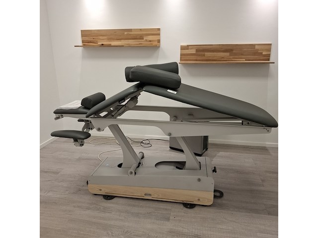 Elektrisch verstelbaar behandeltafel naggura swop, swop5, bouwjaar 2022 - afbeelding 1 van  16
