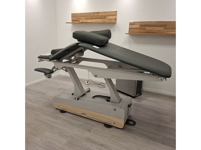 Elektrisch verstelbaar behandeltafel naggura swop, swop5, bouwjaar 2022 - afbeelding 9 van  16