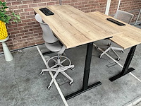 Elektrisch verstelbaar bureau 160x60 v.v hoge verstelbare bureaustoel - afbeelding 1 van  6