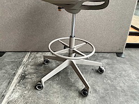 Elektrisch verstelbaar bureau 160x60 v.v hoge verstelbare bureaustoel - afbeelding 5 van  6