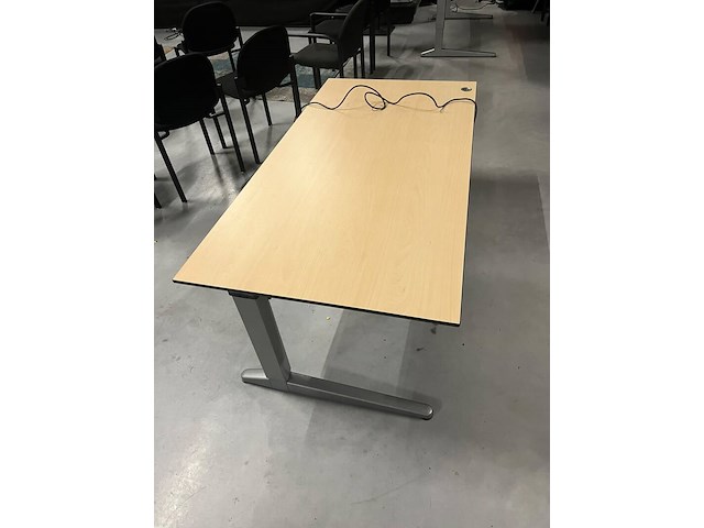 Elektrisch verstelbaar bureau | 160x80 cm, ahrend, ahorn - afbeelding 7 van  7