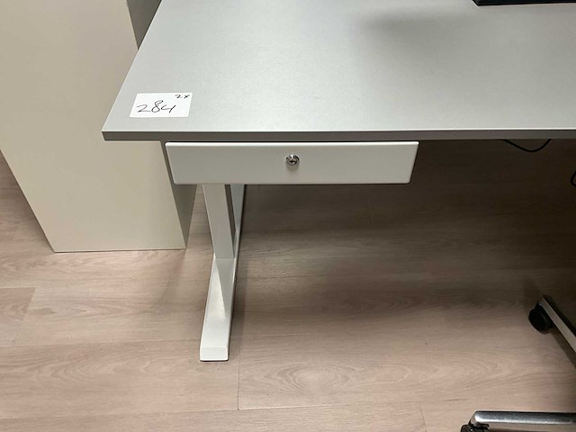 Elektrisch verstelbaar bureau (2x) - afbeelding 3 van  5