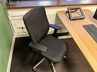 Elektrisch verstelbaar bureau (3x) - afbeelding 13 van  15