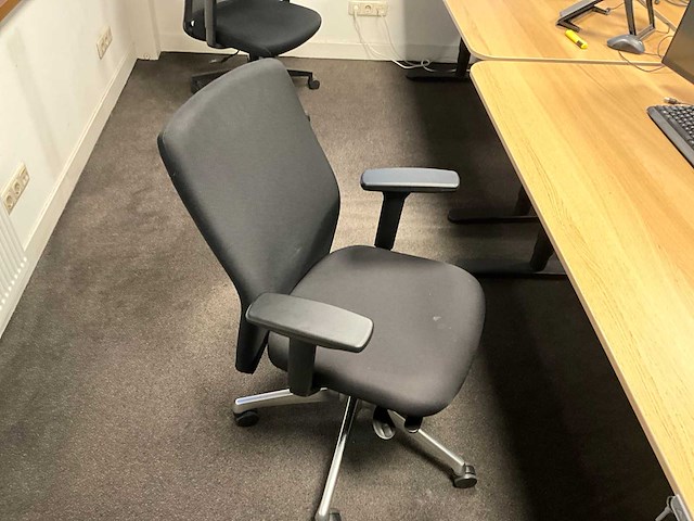 Elektrisch verstelbaar bureau (4x) - afbeelding 11 van  12