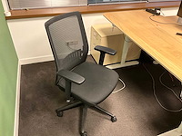 Elektrisch verstelbaar bureau (4x) - afbeelding 12 van  15
