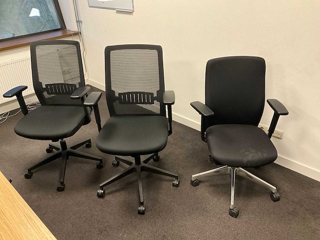 Elektrisch verstelbaar bureau (4x) - afbeelding 13 van  15