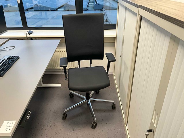 Elektrisch verstelbaar bureau - afbeelding 5 van  5