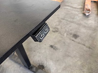 Elektrisch verstelbaar bureau - afbeelding 2 van  6
