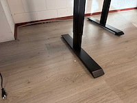 Elektrisch verstelbaar bureau - afbeelding 5 van  5