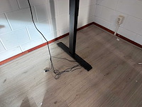 Elektrisch verstelbaar bureau - afbeelding 7 van  7