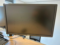 Elektrisch verstelbaar dubbel bureau met 2x bureaustoel en 4 monitoren - afbeelding 8 van  10
