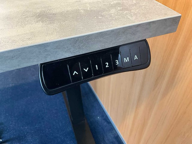 Elektrisch verstelbaar hoekbureau - afbeelding 3 van  3