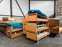 Elektrisch verstelbaar ziekenhuisbed ca100 stuks - afbeelding 1 van  13