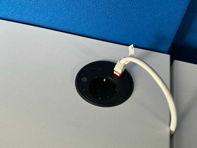 Elektrisch verstelbaar zit-sta bureau (6x) - afbeelding 10 van  12