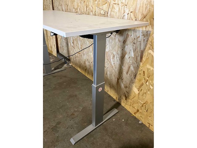 Elektrisch verstelbaar zit/sta bureau 200x80cm - afbeelding 4 van  4