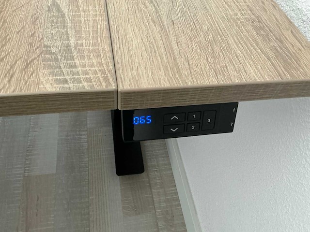 Elektrisch verstelbaarl vormig bureau met stoel kast en ladeblok - afbeelding 7 van  7