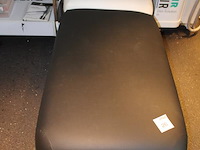 Elektrisch verstelbare behandeltafel weelko. afmeting bed 180 x 86 cm en behandelhoogte 55 cm tot 87 cm. me... - afbeelding 2 van  4