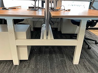 Elektrisch verstelbare duo-werkplek - afbeelding 4 van  10