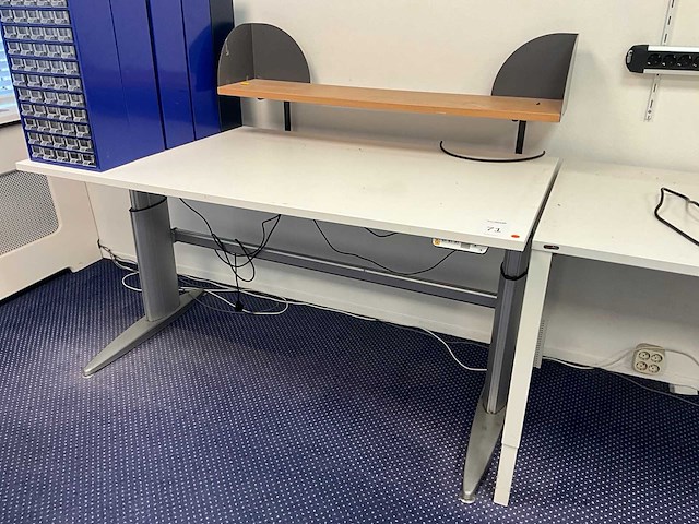 Elektrisch verstelbare werktafel - afbeelding 2 van  6