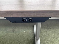 Elektrisch verstelbare zit-sta bureau - afbeelding 3 van  6