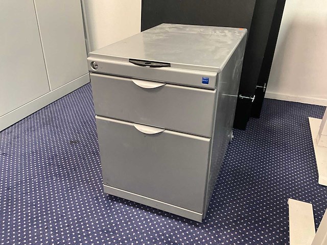 Elektrisch zit-sta bureau (4x) - afbeelding 8 van  9