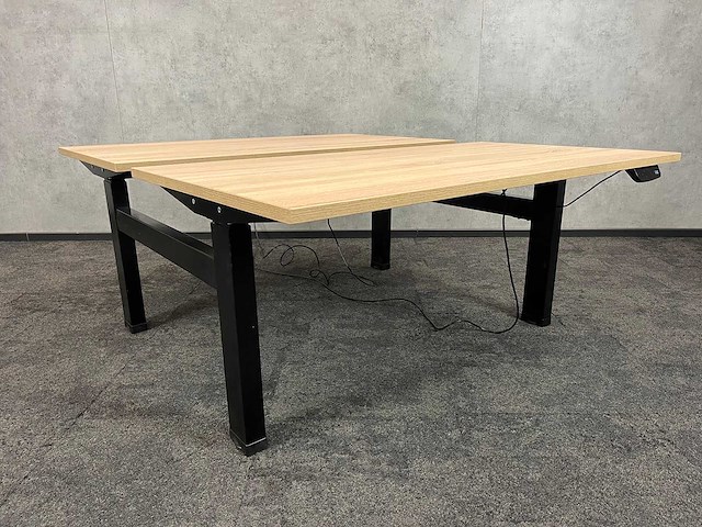 Elektrisch zit-sta duo bureau 140x75 - refurbished - afbeelding 14 van  19