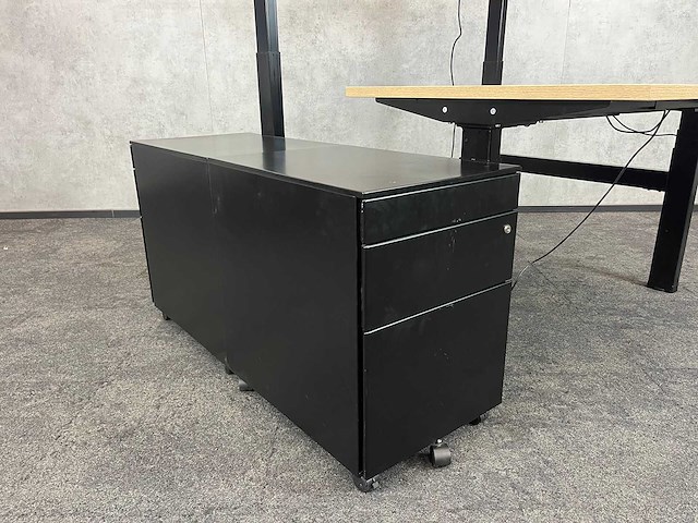 Elektrisch zit-sta duo bureau 140x75 - refurbished - afbeelding 15 van  19