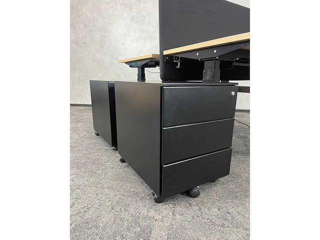 Elektrisch zit-sta duo bureau 140x75 - refurbished - afbeelding 14 van  17