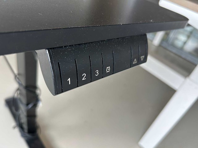 Elektrisch zit/sta bureau zwart - afbeelding 2 van  2