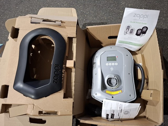 Elektrische auto lader zappi, 2h22tb, bouwjaar 2022 - afbeelding 1 van  5