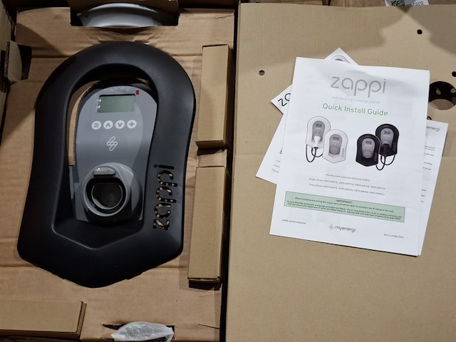 Elektrische auto lader zappi, 2h22tb, bouwjaar 2022 - afbeelding 1 van  3