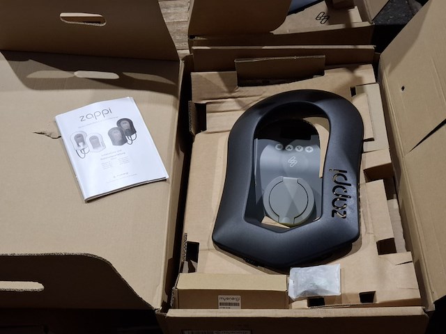 Elektrische auto lader zappi, 2h22ub-t, bouwjaar 2022 - afbeelding 1 van  3