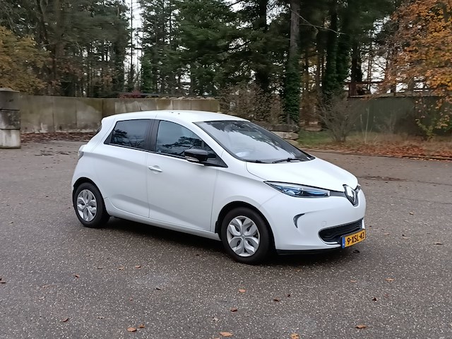 Elektrische auto renault, zoe q210 zen quickcharge 22 kwh, wit, bouwjaar 2014 - afbeelding 11 van  45