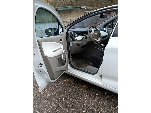 Elektrische auto renault, zoe q210 zen quickcharge 22 kwh, wit, bouwjaar 2014 - afbeelding 20 van  45
