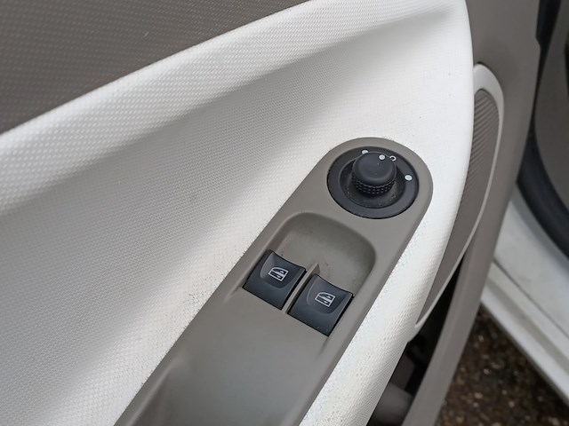 Elektrische auto renault, zoe q210 zen quickcharge 22 kwh, wit, bouwjaar 2014 - afbeelding 21 van  45
