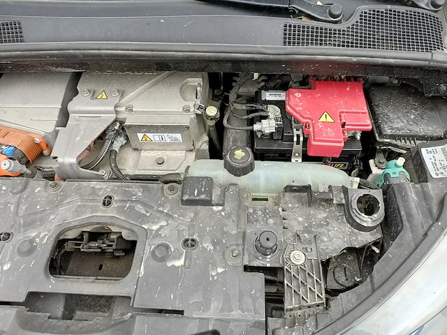 Elektrische auto renault, zoe q210 zen quickcharge 22 kwh, wit, bouwjaar 2014 - afbeelding 38 van  45